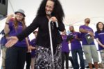 Viellir chez soi: Bâtir des communautés grâce à la musique et à la coopération